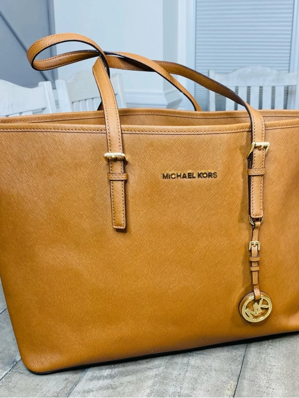 Michael Kors Jet Set Large Saffiano Leather Tote Bag - Honey/Tan - Picture 5 of 13